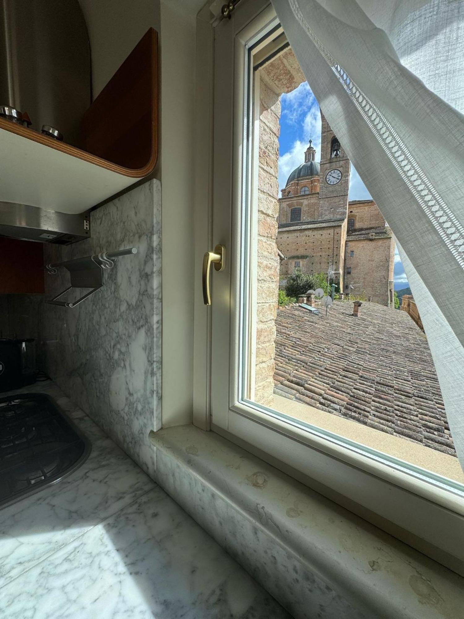 Urbino Apartments - Palazzo Paltroni Studio Exteriör bild