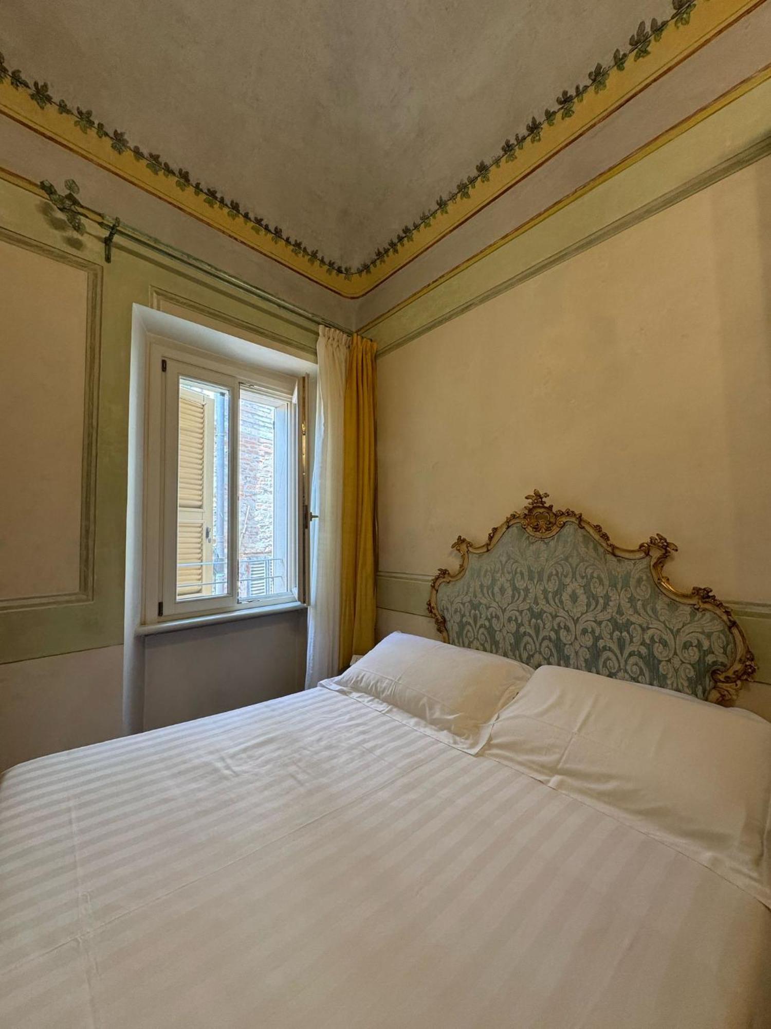 Urbino Apartments - Palazzo Paltroni Studio Exteriör bild